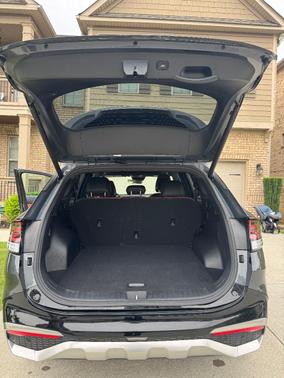 Gray 2023 Kia Sportage Hybrid SX-Prestige