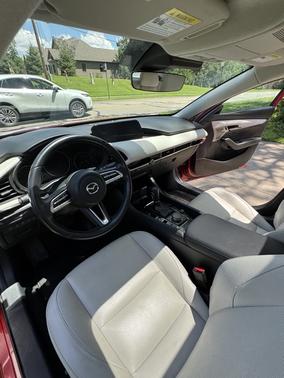 2019 Mazda Mazda3 FWD w/Premium Package