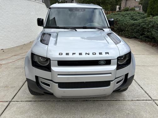 2024 Land Rover Defender 130 P400 S