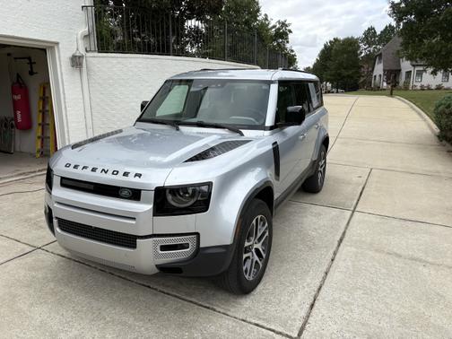 2024 Land Rover Defender 130 P400 S