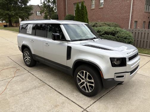2024 Land Rover Defender 130 P400 S