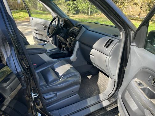 Black 2006 Honda Pilot EX-L