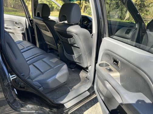 Black 2006 Honda Pilot EX-L