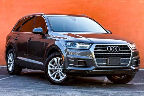2019 Audi Q7 45 Premium