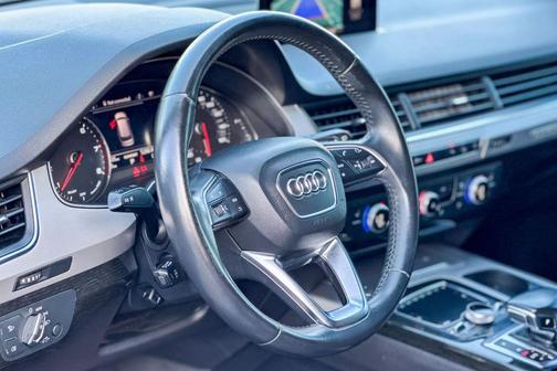 2019 Audi Q7 45 Premium