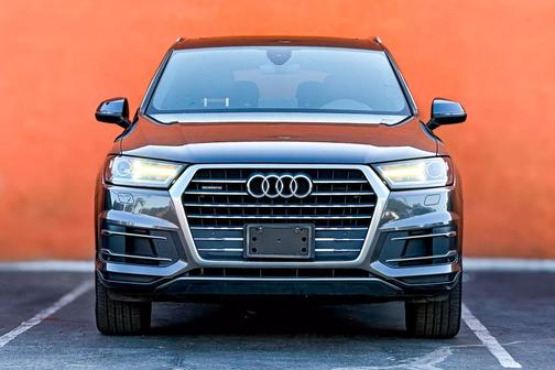 2019 Audi Q7 45 Premium