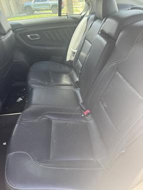 Silver 2011 Ford Taurus Limited