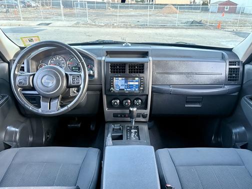 2012 Jeep Liberty Sport