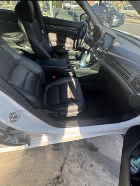White 2020 Honda Accord Sport 2.0T