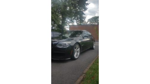 Gray 2011 BMW 750 i