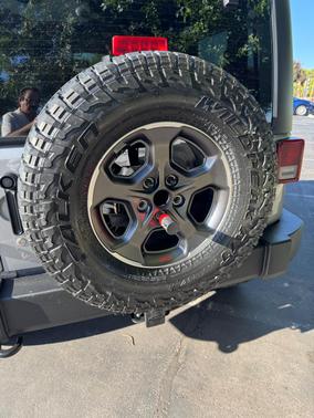 Gray 2018 Jeep Wrangler JK Sport