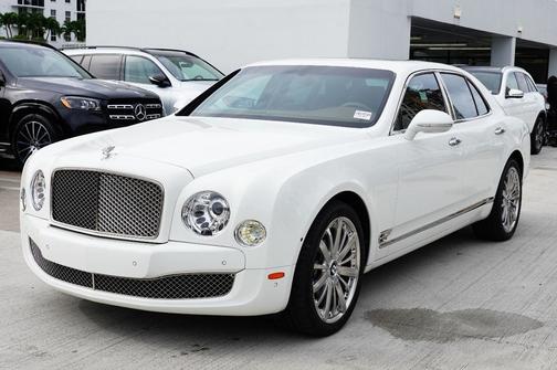 White 2014 Bentley Mulsanne Base