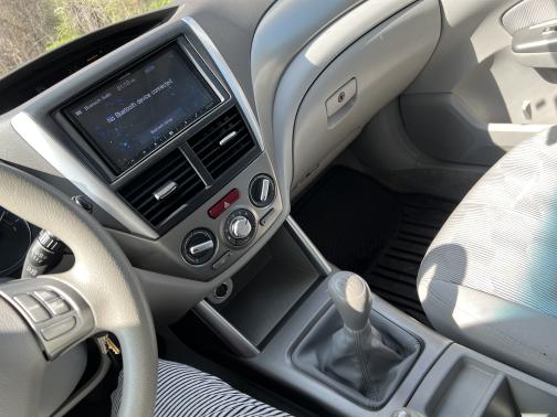 Photo 5 of 8 of 2010 Subaru Forester 2.5 X Premium