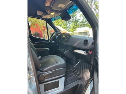 2020 Mercedes-Benz Sprinter 2500 Standard Roof