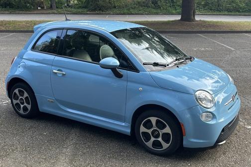 Blue 2017 FIAT 500e Battery Electric