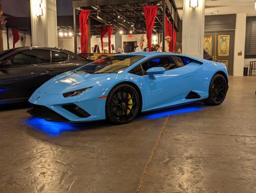 2021 Lamborghini Huracan EVO Base