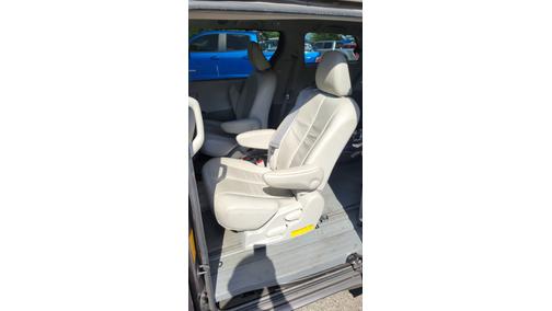 2011 Toyota Sienna XLE