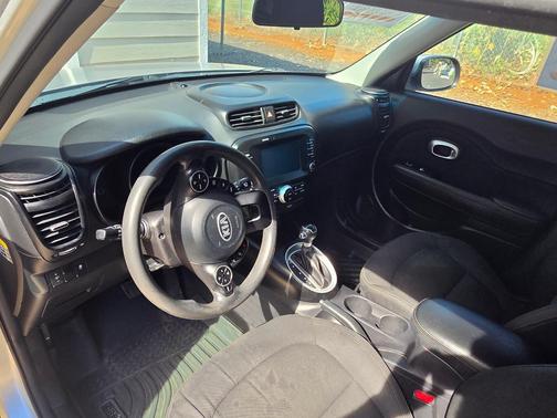 Silver 2018 Kia Soul +