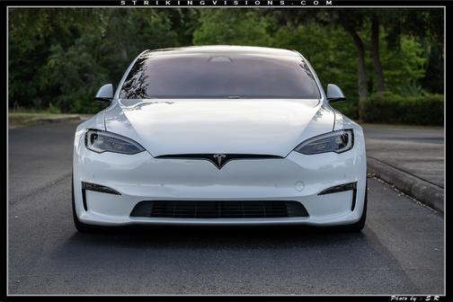White 2023 Tesla Model S Plaid