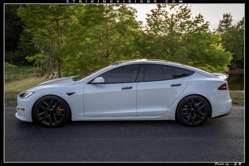 White 2023 Tesla Model S Plaid