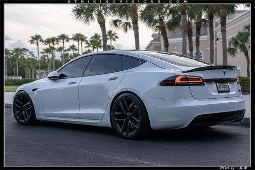 White 2023 Tesla Model S Plaid