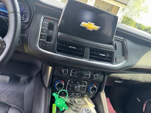 2023 Chevrolet Suburban RST