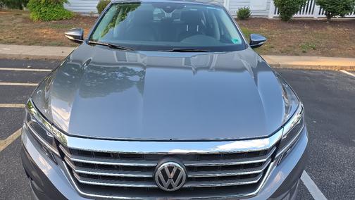 Gray 2021 Volkswagen Passat 2.0T SE