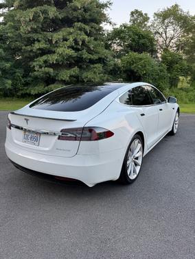 2019 Tesla Model S Performance