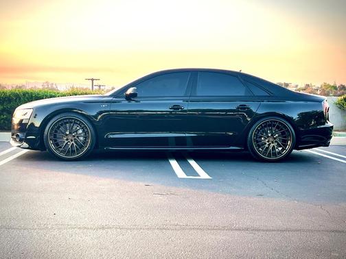 Black 2017 Audi S8 4.0T Plus