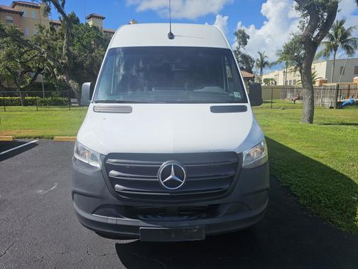 2021 Mercedes-Benz Sprinter 2500 High Roof