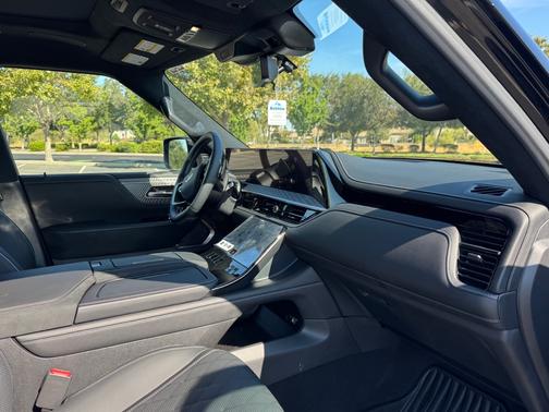 2025 INFINITI QX80 AUTOGRAPH