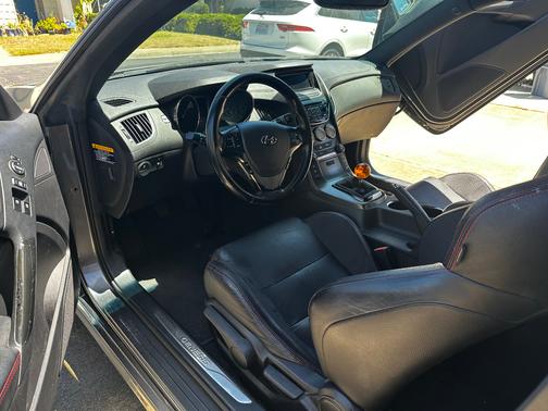 2016 Hyundai Genesis Coupe 3.8 R-Spec