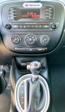 Green 2014 Kia Soul Base