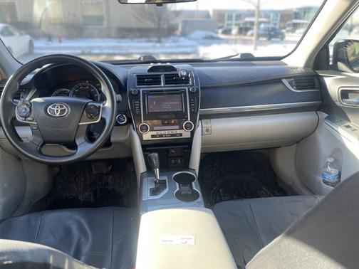 2013 Toyota Camry Hybrid LE