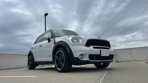 White 2014 MINI Countryman Cooper S ALL4
