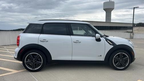 White 2014 MINI Countryman Cooper S ALL4