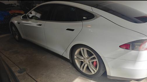 White 2014 Tesla Model S P85D