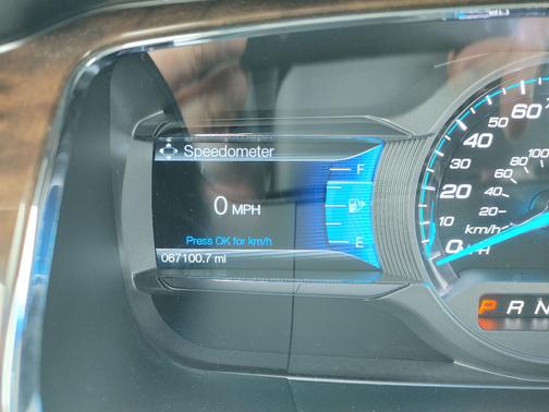 Black 2017 Ford Taurus Limited