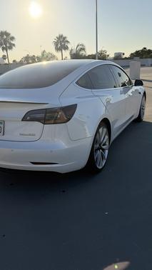 White 2019 Tesla Model 3 Performance