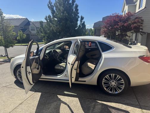 2012 Buick Verano Leather