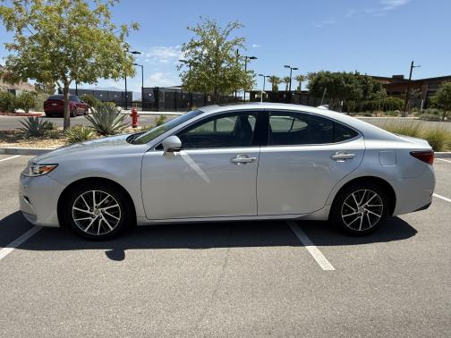 2017 Lexus ES 350 Base