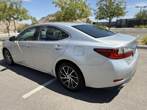 2017 Lexus ES 350 Base