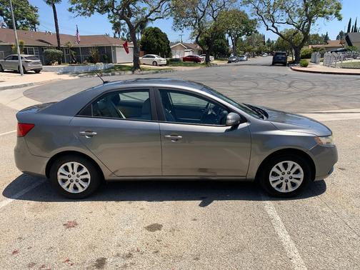 Gray 2010 Kia Forte EX