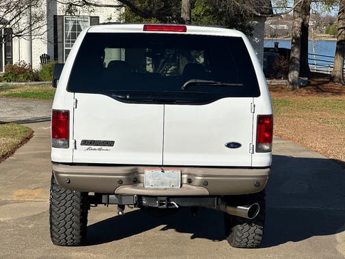 2004 Ford Excursion Eddie Bauer