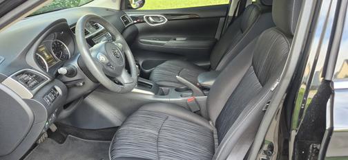 Black 2018 Nissan Sentra SV