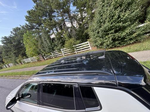 White 2019 Jeep Compass Latitude