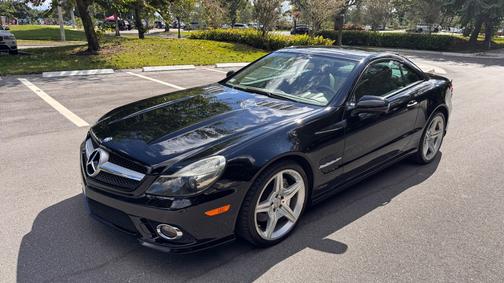 Black 2009 Mercedes-Benz SL-Class SL550 Roadster