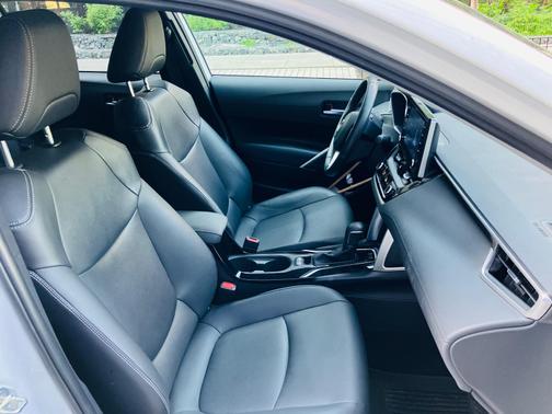 2022 Toyota Corolla Cross XLE