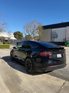 2022 Tesla Model X Plaid