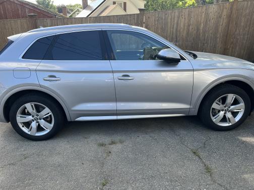 2018 Audi Q5 2.0T Premium Plus